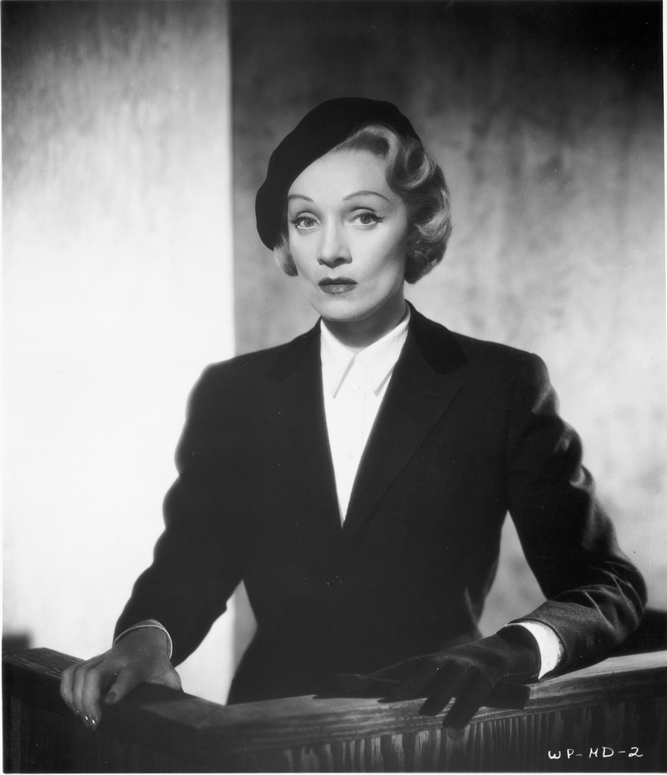 WitnessForTheProsecution6_1